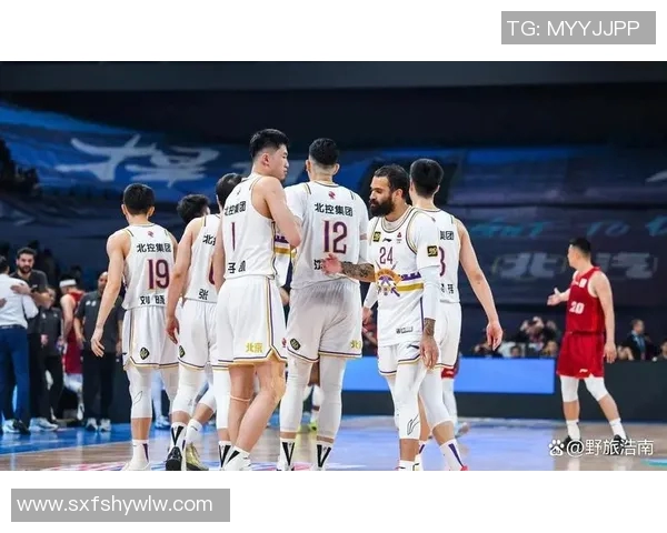 全国锦标赛回顾:北京篮球队灵活性展现出色战术执行力与团队配合 全国锦标赛回顾:北京篮球队灵活性展现出色战术执行力与团队配合