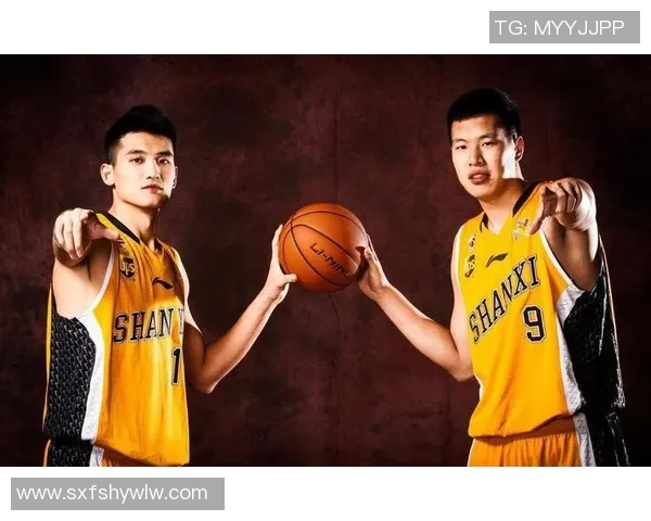 南京羽毛球队逆袭之路揭秘:从低谷到巅峰的奋斗与荣耀 南京羽毛球队逆袭之路揭秘:从低谷到巅峰的奋斗与荣耀